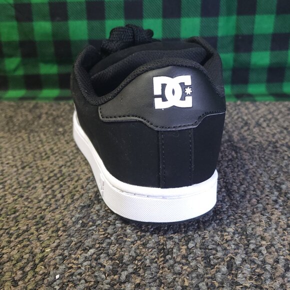 Brand New DC Gaveler Suede Skate Shoes – Matte Black (Men’s US 8.5M) – - Picture 7 of 12